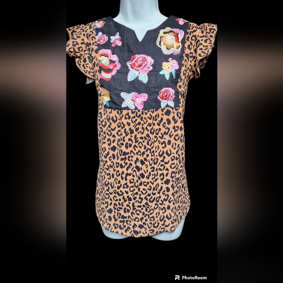 Floral Embroidered Leopard Print Top - Picture 3 of 5